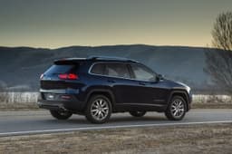 New Jeep Cherokee photo gallery